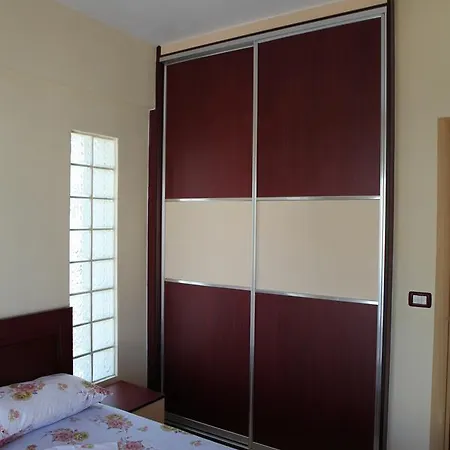 Bakija Σαράντα